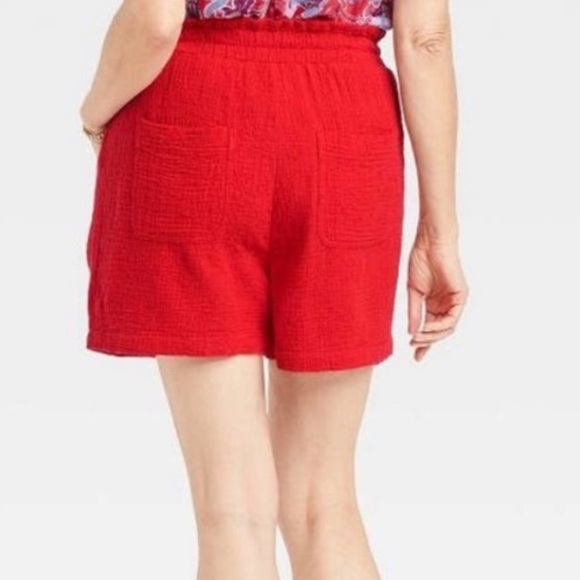 NWT high waisted shorts - Picture 2 of 6